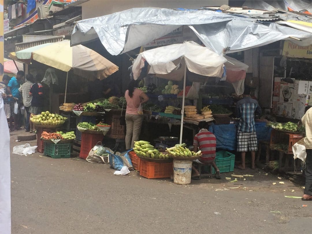 Apollo Bandar Slum market Mumbai