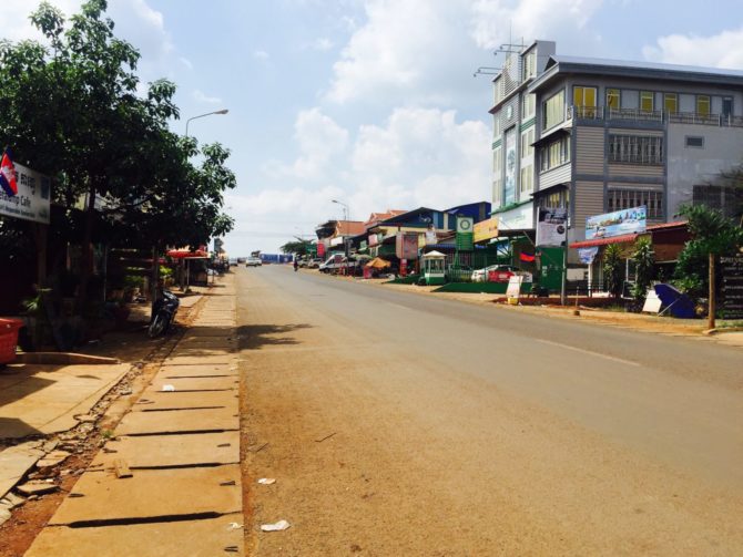 Sen Monorom in Mondulkiri, Central-Road