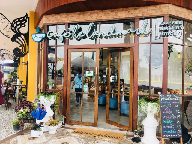 Cafe Le Landmark in Nakhon Phanom, Thailand