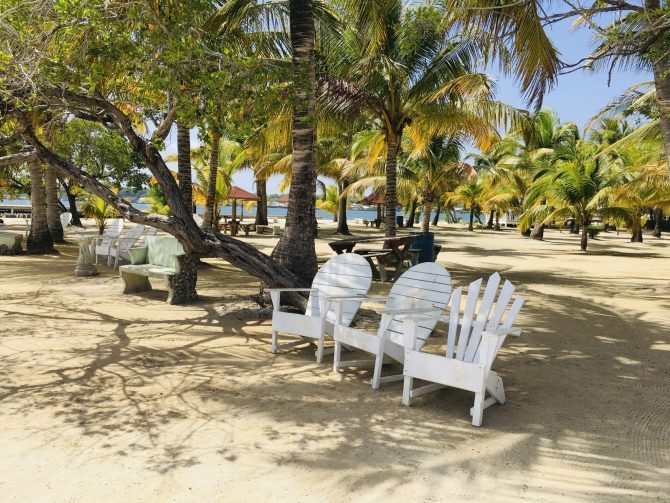 Bandu Beach on Utila in Honduras