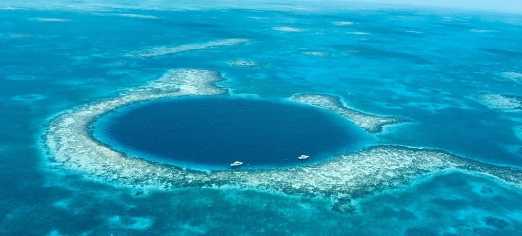 Tropic Air Belize Blue Hole Tour, Belize