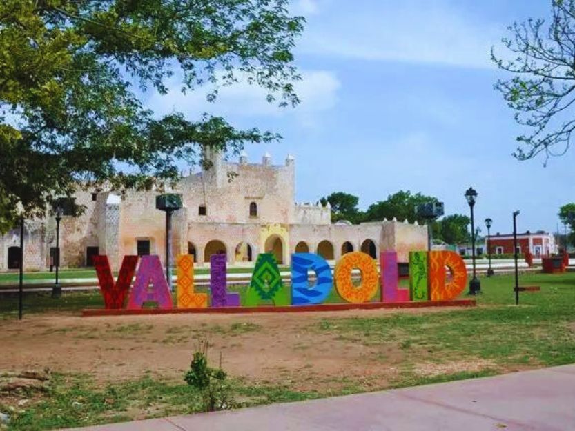 Multicoloured Valladolid sign.